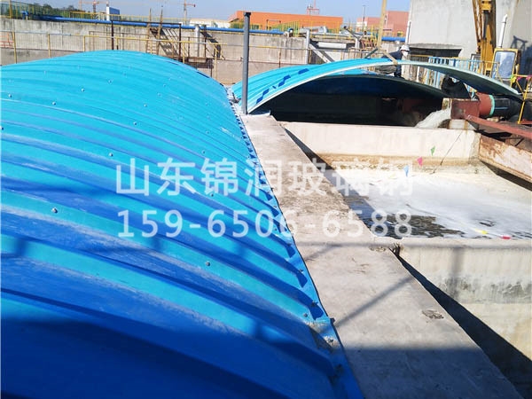 玻璃鋼拱形罩(按裝現(xiàn)場(chǎng))